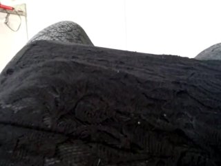 Играюсь со своей киской