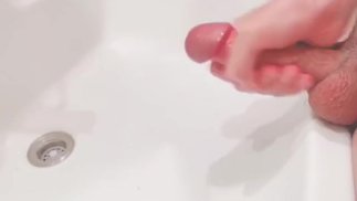 Lotion masturbation in the washbasin twice glans blame ejaculation