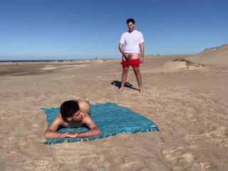 Se lo encontró en la playa tomando sol desnudó y se lo cogio con furia - Seba Terry