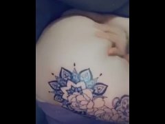 Thic tatted milf 