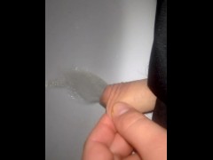 Sink piss (Solo male)