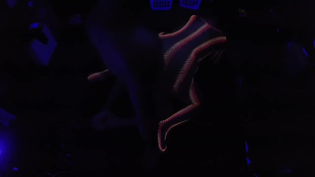 Вибрации черного света