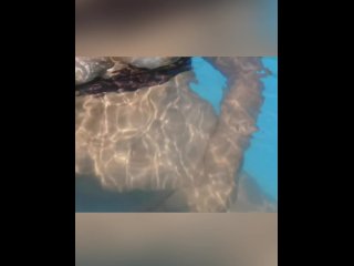 Hot swimming pool girl masturbation