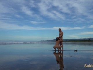 Dream Sex on the beach ( PUBLIC / OUTDOORS ) Couple Goals - @andregotbars @Sukisukigirl0.2 FULL VID