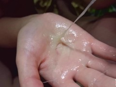 Рабыня дрочит мастеру и играет с его спермой - Screenshot 15 of 16 - Jerk Off