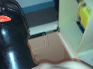 Discovering my new studio gum mask with sports gear