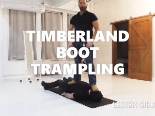 Heterosexual Dom Pisotea Su Slave Gay Con Botas Timberland - Teaser