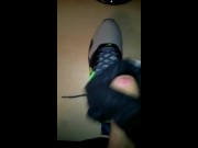 Preview 5 of Cum in Nike Tavas