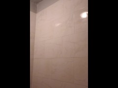 Shower with me  - Screenshot 5 of 16 - Ftm