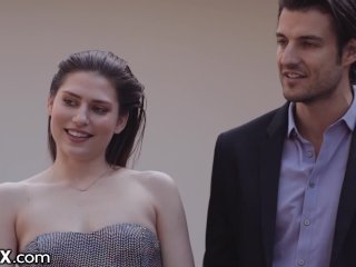Kenzie Madison Swaps Partners With Other Couple (Pt 1) - EroticaX screenshot number 2