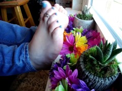 Jerk off foot tease 2
