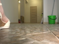 Observation of plump legs in the office hallway  Foot fetish and ASMR