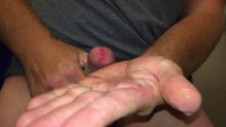 Horny for Julie, 2nd cumshot for her in minutes. 