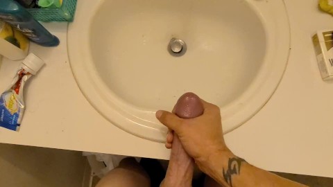 Quick cum in sink 