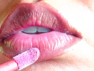 Pink Lippen: Lichte Lipgloss Fetish