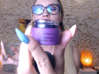 Lips that mesmerize you