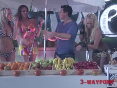 Video 3 Way Porn - They Fuck The Fruit Merchant w/ Passion