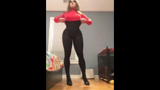Avrils lange Beine! (weibliche Maske, Trans, Crossdressing, Maske, High Heels, Strumpfhosen, Strümpfe)
