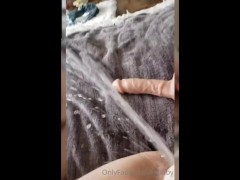 MEGA SQUIRT!! - Screenshot 8 of 16 - Female Orgasm