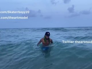 Amateur Guy Gets Naked On The Beach In Miami