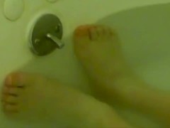 Guy Takes Hot Bath and Shows Off Feet