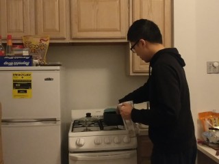 如何在没有电饭煲的情况下在炉灶上做米饭（未经编辑！
