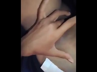 vertical video, chica se masturba, masturbation, ebony
