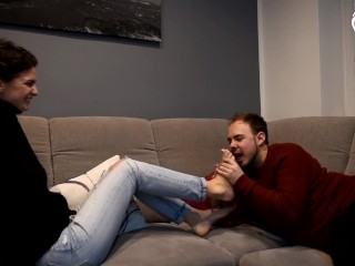 Full Video - Nikola's first foot worship in her life! (foot fetish, sexy feet, bare feet, czech soles,young feet) | Pornhub