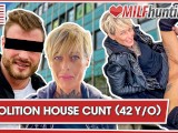 MILF Hunter lets MILF Vicky Hundt suck dick in a lost place! milfhunting24