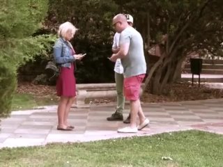 Nuestra última cazada es esta TEEN TETONA