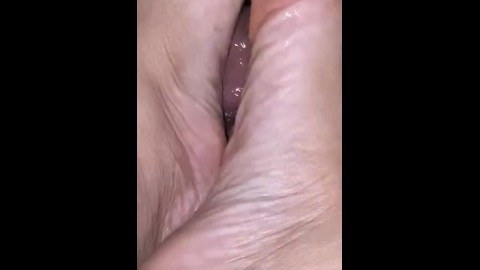 @EXPLOREMYSOLES GIVES ME A DOUBLE CUMSHOT FOOTJOB Pt.1