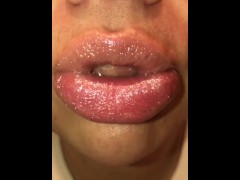 Glitter Lips Teaser 