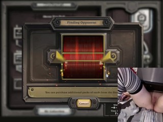 Naked Gamer Girl Probeert Een Nieuwe Held Uit in Hearthstone #2