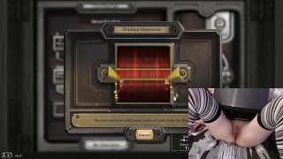 Garota Gamer Nua Experimentando Outro Herói Em Hearthstone #2