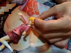 制服フィギュアでオナニー大量ぶっかけ【フレッシュプリキュア 桃園ラブ(キュアピーチ)】