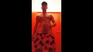 Slow motion amateur vid Jerk off at a waterpark toilet - Bonus at the end : Sound of dropping cum