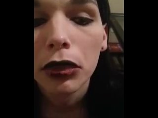 Goth Transgirl Sucks off