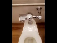 Break time cum - Screenshot 11 of 16 - Cumshot