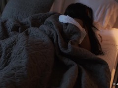 Video He brings me hot coffee while I masturbate in bed then I make him cum in my wet pussy