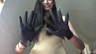 Probándose guantes de cuero - ¿Seguro para el trabajo?