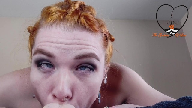 Рыжая так любит делать глубокий минет, что корчит рожицы - TheGoddessOfLust
