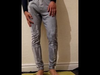 male wetting, pissing pants, guy wets himself, kink