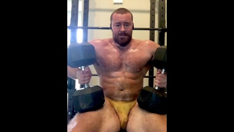 Part 1 Requested Oil Workout & Flex OnlyfansBeefBeast Musclebear Bodybuilder Hot Bear Sexy Posing