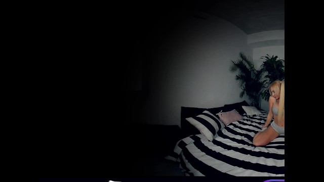 VR 360 4K - BIG FAKE TITS TEEN GIRL COSPLAY HARLEY QUINN BLONDE NUDE THONG IN VIRTUAL REALITY