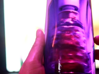 Sex-Toy Head-Spin Cum-Shot Right Round