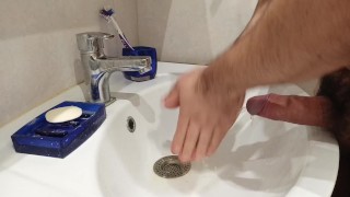 How to wash your hands with pee! Covid disinfection !)