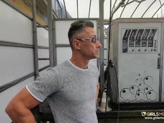 Skinny babe Gina Gerson fucked after car wash