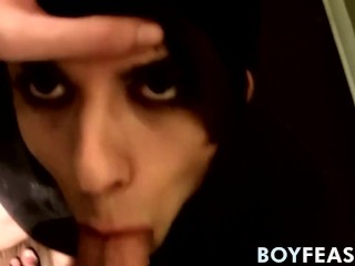 Cute Emo Twink William Isaacs Deepthroat Lul Voor Facial