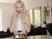 Preview 1 of Porn Stars Eating: Elsa Jean Devours Chicken Wings