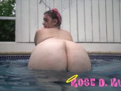 Rose makes waves in the pool - Screenshot 16 of 16 - Chubby